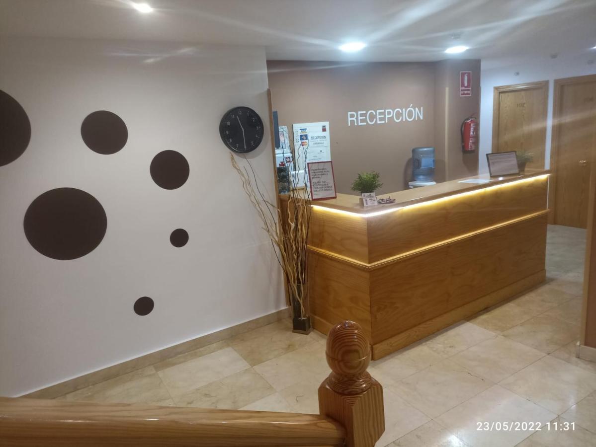 Hotel El Alamo Madrid Kültér fotó