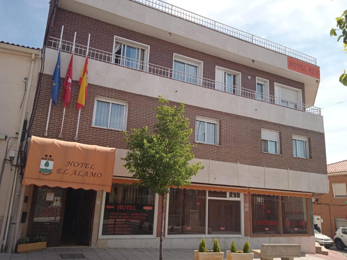 Hotel El Alamo Madrid Kültér fotó