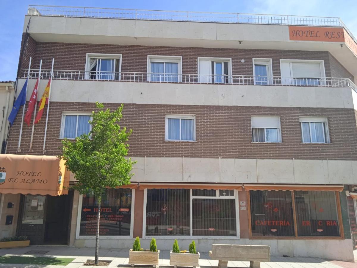 Hotel El Alamo Madrid Kültér fotó