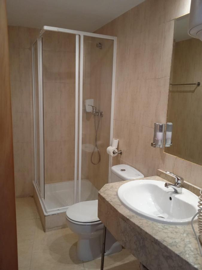 Hotel El Alamo Madrid Kültér fotó